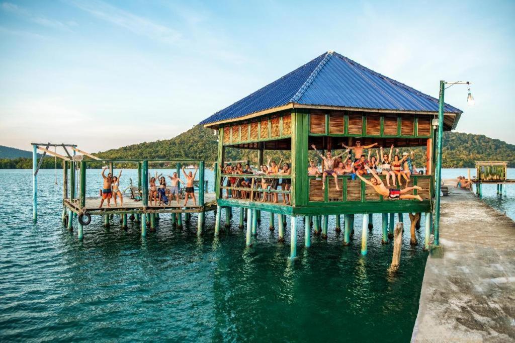 Hostel Mad Monkey Koh Rong Samloem Koh Rong Sanloem Exteriér fotografie